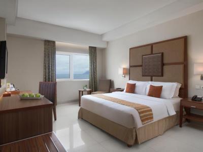 Hotel Aston Manado